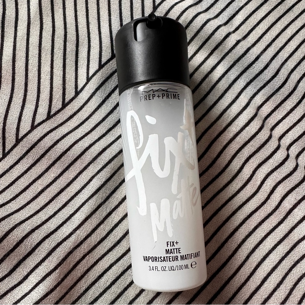 MAC Fix+ matte